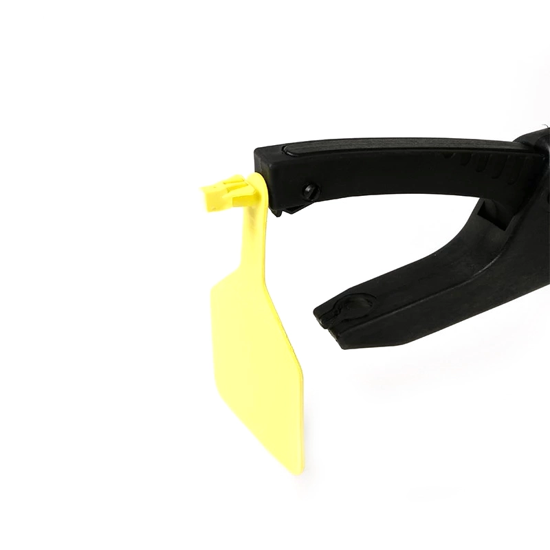 High Quality TPU Material RFID UHF Animal Ear Tag Domestic Livestock Ear Tags for Animal Tag