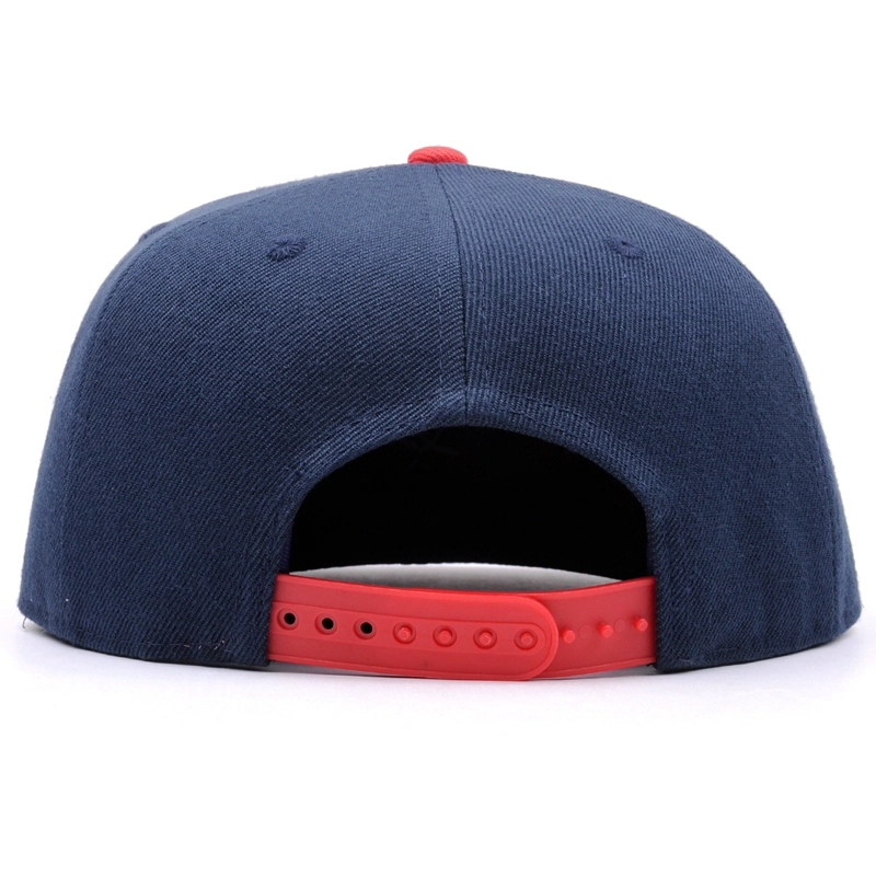 design logo Snapback embroidery hats