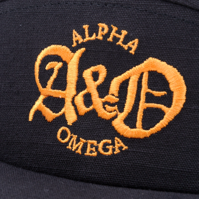 black flat brim 5 panels cap, design embroidery logo 5 panels cap, custom embroidery 5 panels cap