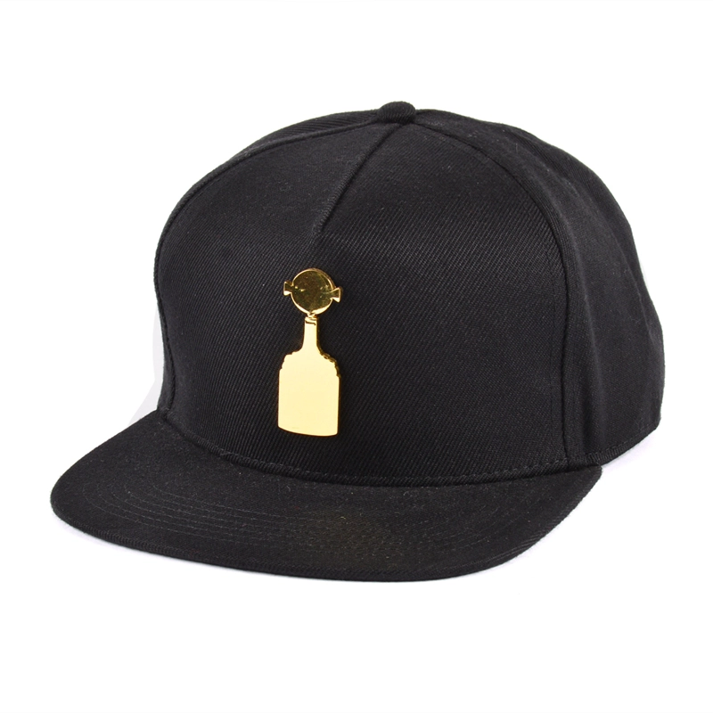 5 panels black snapback cap, metal patch snapback cap, black snapback caps supplier china