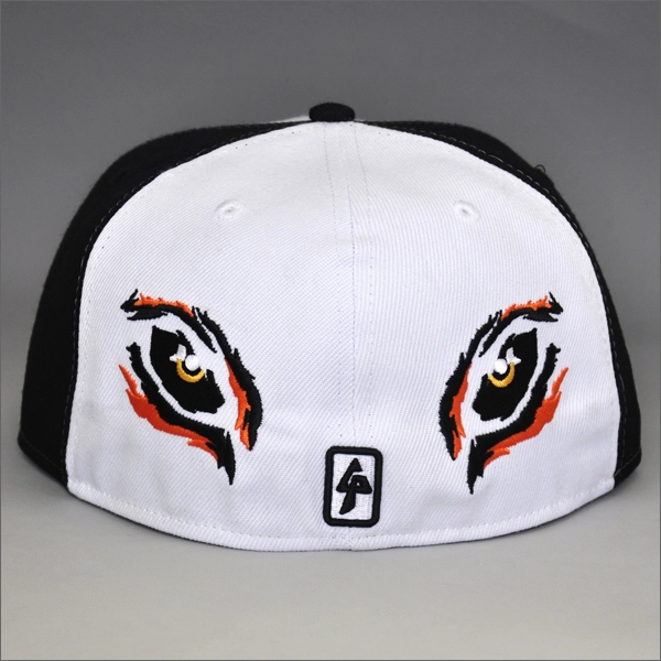 2013 fashionable flatbill embroidered hats flex fit
