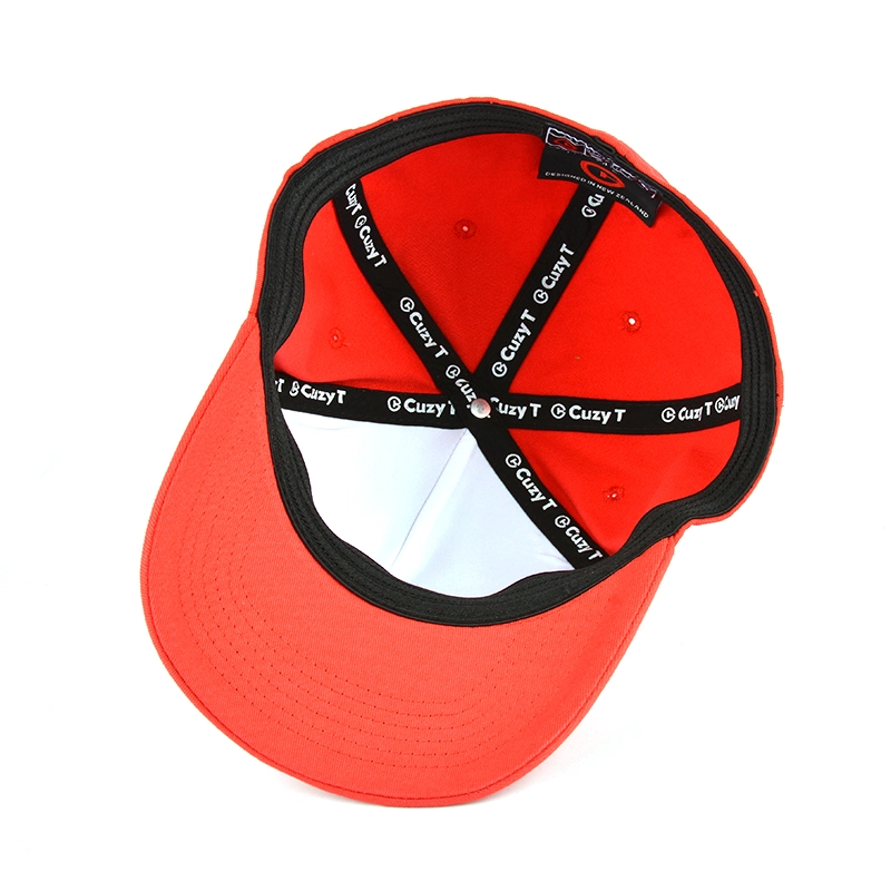 Berretti da baseball sportivi rossi flexfit con logo stampato a 5 pannelli