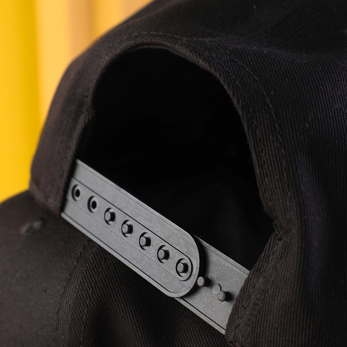 Cappellini snapback neri con 6 lettere logo vfa