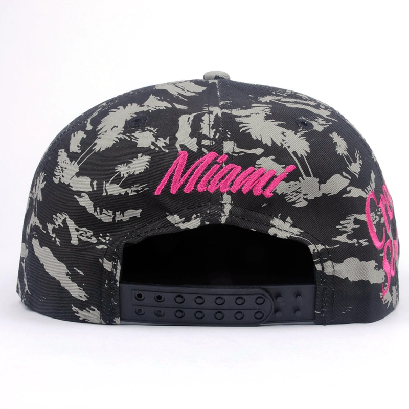 Chapeau Snapback à 5 panneaux à bord plat sur mesure