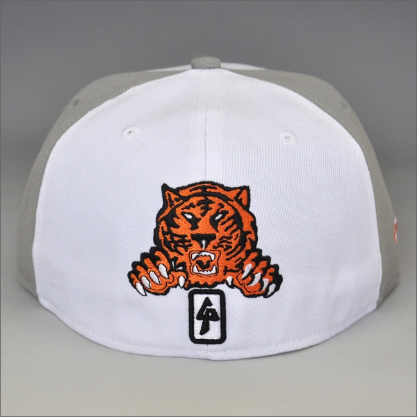 Bordado alas planas equipado snapbacks