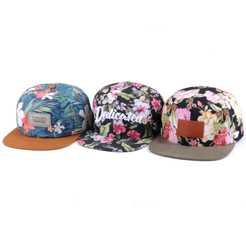 Casquette plate de baseball à broderie florale