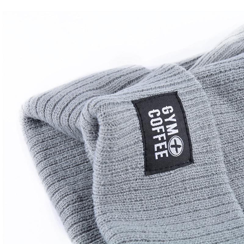 op maat gemaakte geborduurde beanie caps