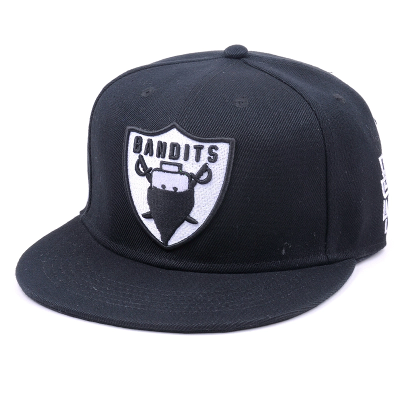 Chine étiquette personnalisée patch noir flexfit casquette snapback fabricant