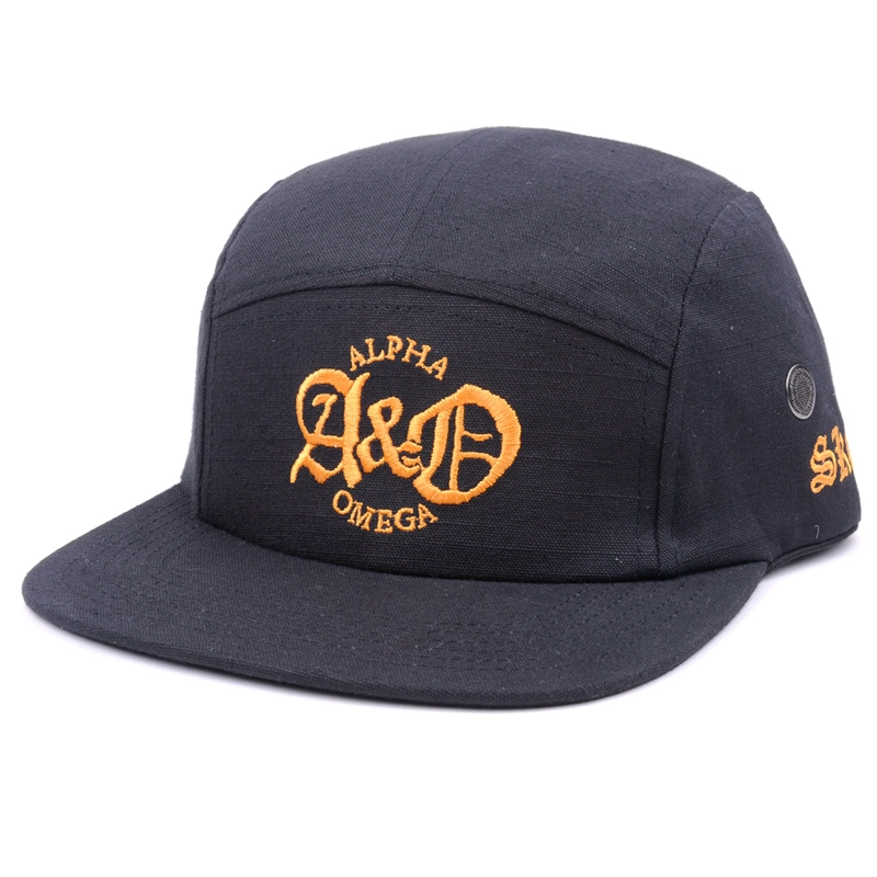China Design Stickerei schwarz flache Krempe 5 Panels Kappe benutzerdefinierte Hersteller