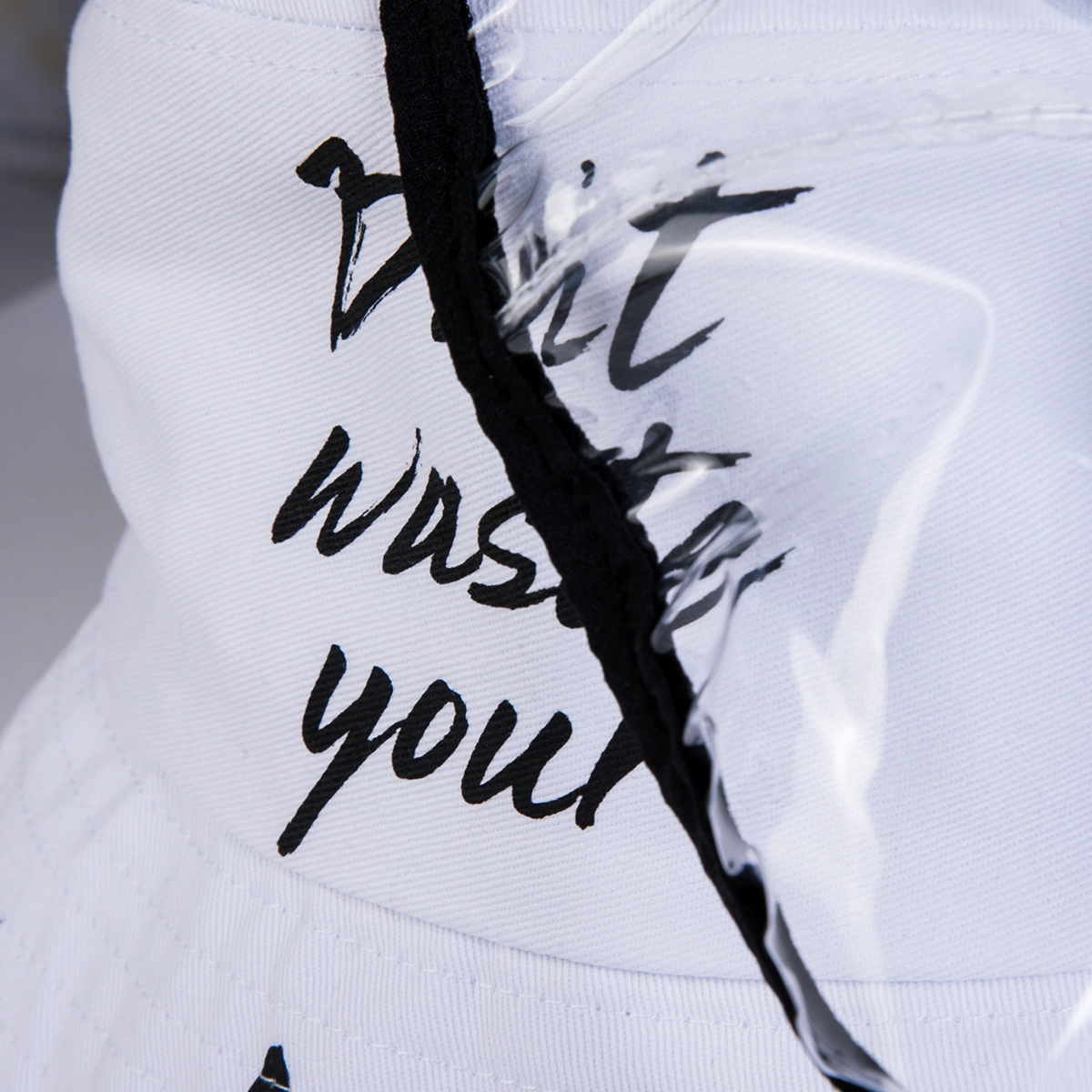 logo design cappello da pescatore impermeabile logo personalizzato