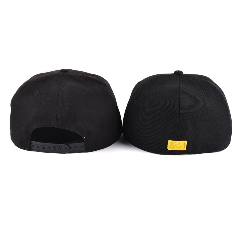 Cappellino snapback con ricamo hip hop 3d