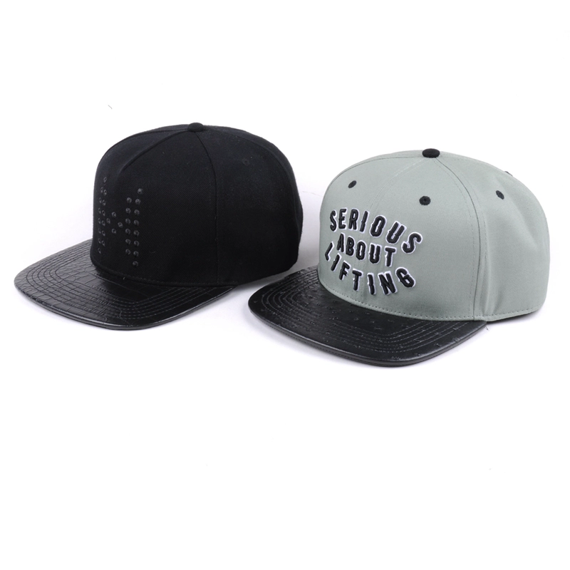 casquettes de snapback en cuir à bords plats et 6 panneaux