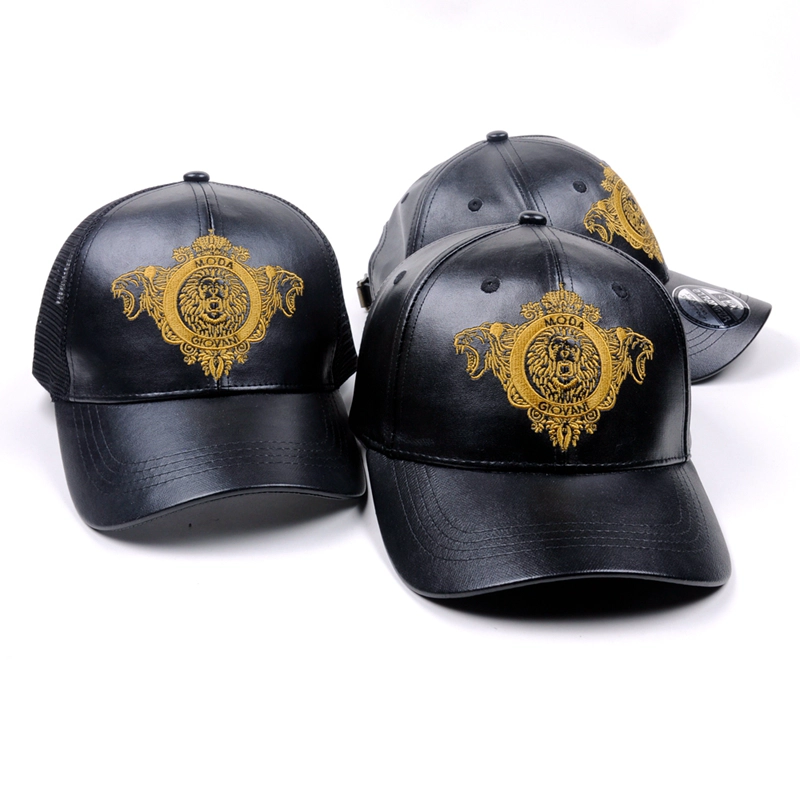 Gorra de camionero de piel con logo bordado.