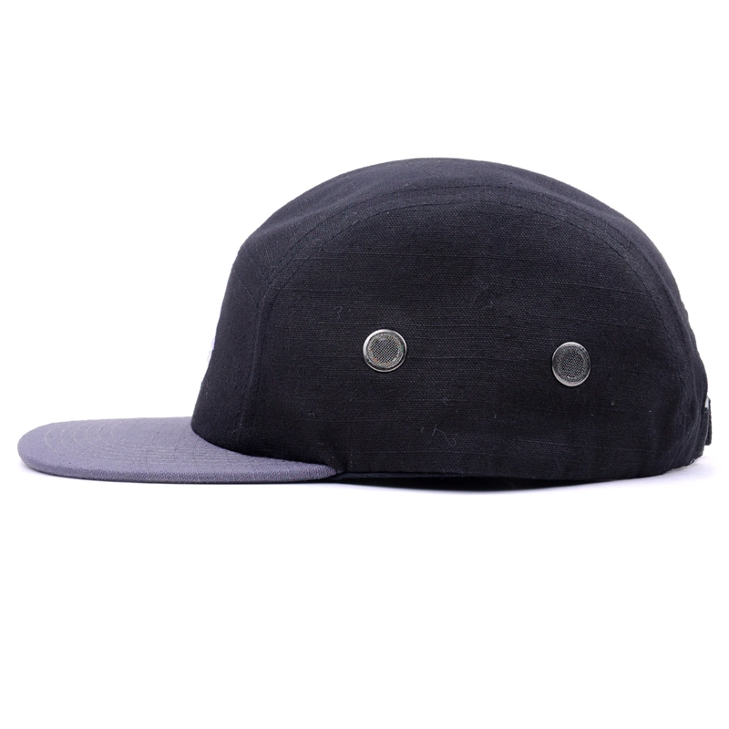 two tone 5 panels cap design embroidery logo