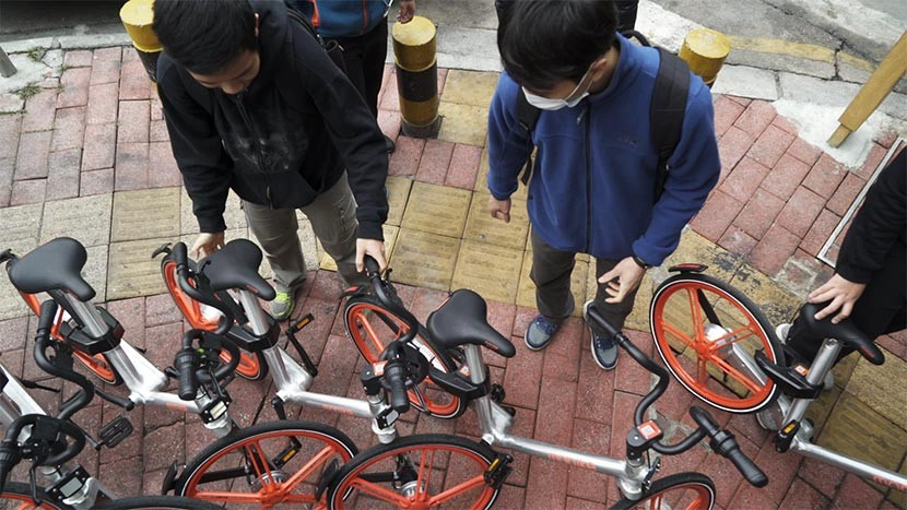 Outdoor bike rack