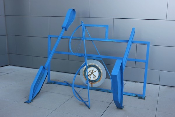 outdoor bike rack