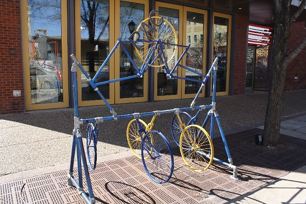 outdoor bike rack