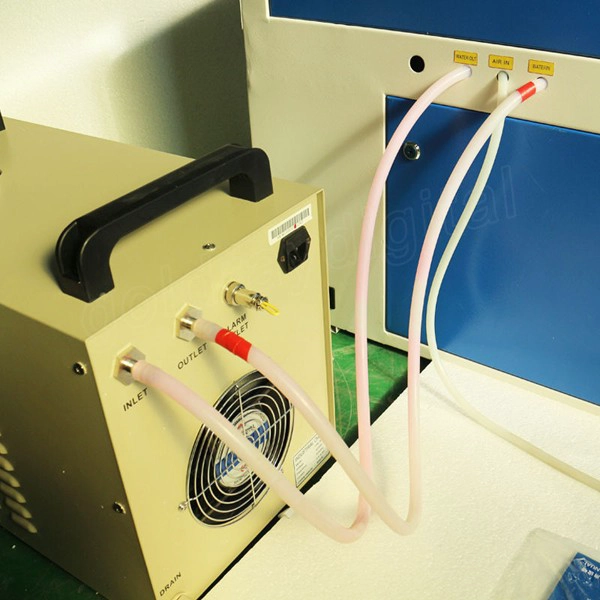 water chiller connect with co2 laser engraver