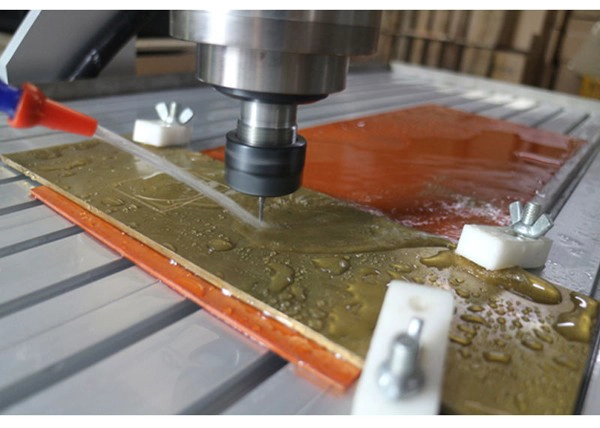 CNC 6090 working