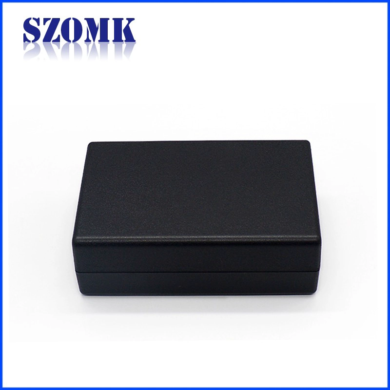 135 * 90 * 45mm SZOMK ABS Plastikdesktop-Gehäuse-Plastikelektronischen Kasten-Shell-Einschließungs-Plastikprojektkasten-Elektronik-Kastens / AK-D-02