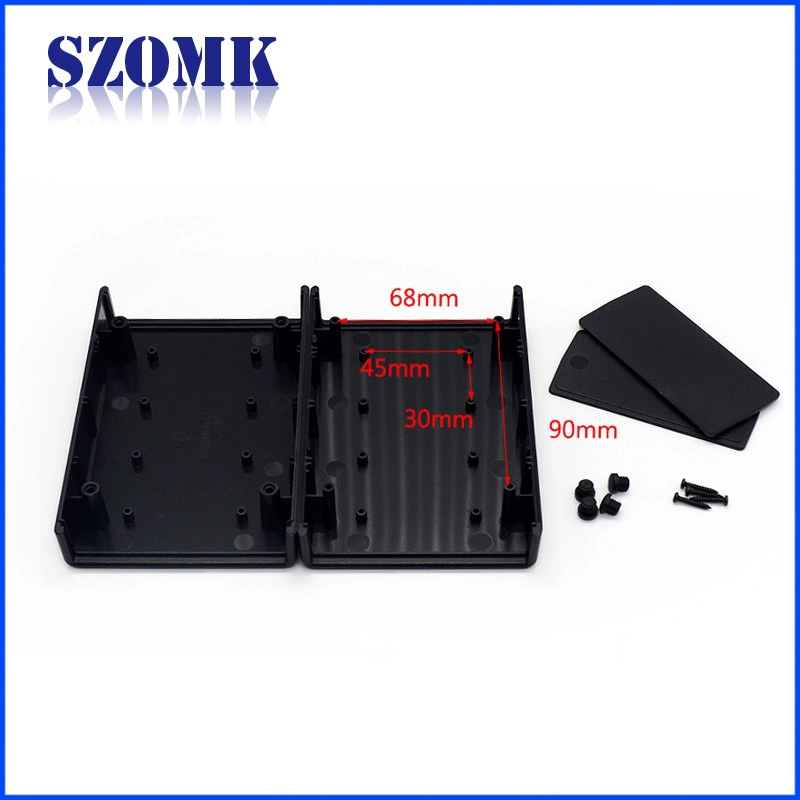 135 * 90 * 45mm SZOMK ABS Plastikdesktop-Gehäuse-Plastikelektronischen Kasten-Shell-Einschließungs-Plastikprojektkasten-Elektronik-Kastens / AK-D-02