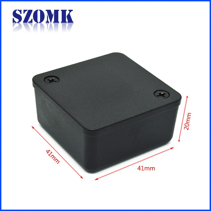 Contenitore in plastica ABS da 41x41x20mm di SZOMK / AK-S-73