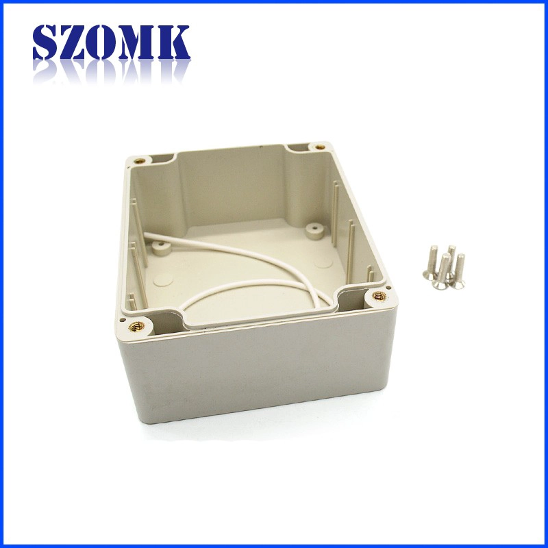 Scatola di custodia per scheda elettronica PCB impermeabile in plastica ABS IP65 / 115 * 90 * 55mm / AK-B-FT3