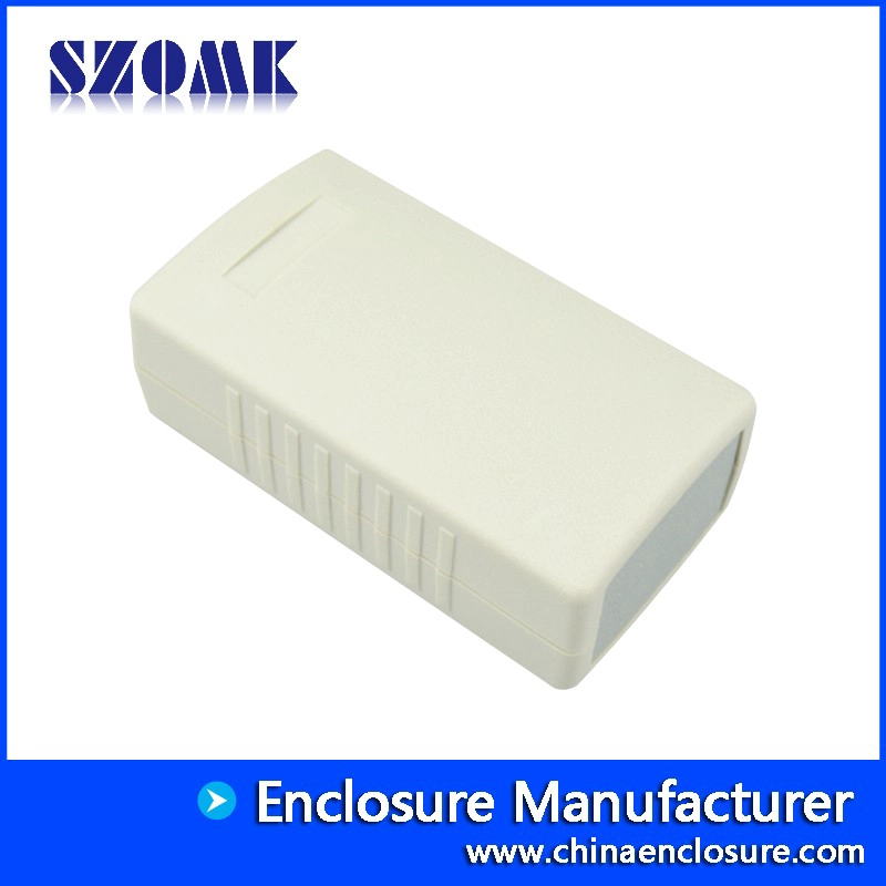 OEM عبس البلاستيك الضميمة مربع تقاطع الإلكترونية لمجلس الكلور AK-S-61 88 * 50 * 32mm