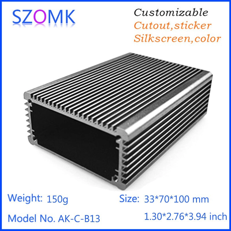 La boîte industrielle de radiateur de boîtier en aluminium expulsé d'OEM pour la carte PCB AK-C-B13 33 * 70 * 100mm