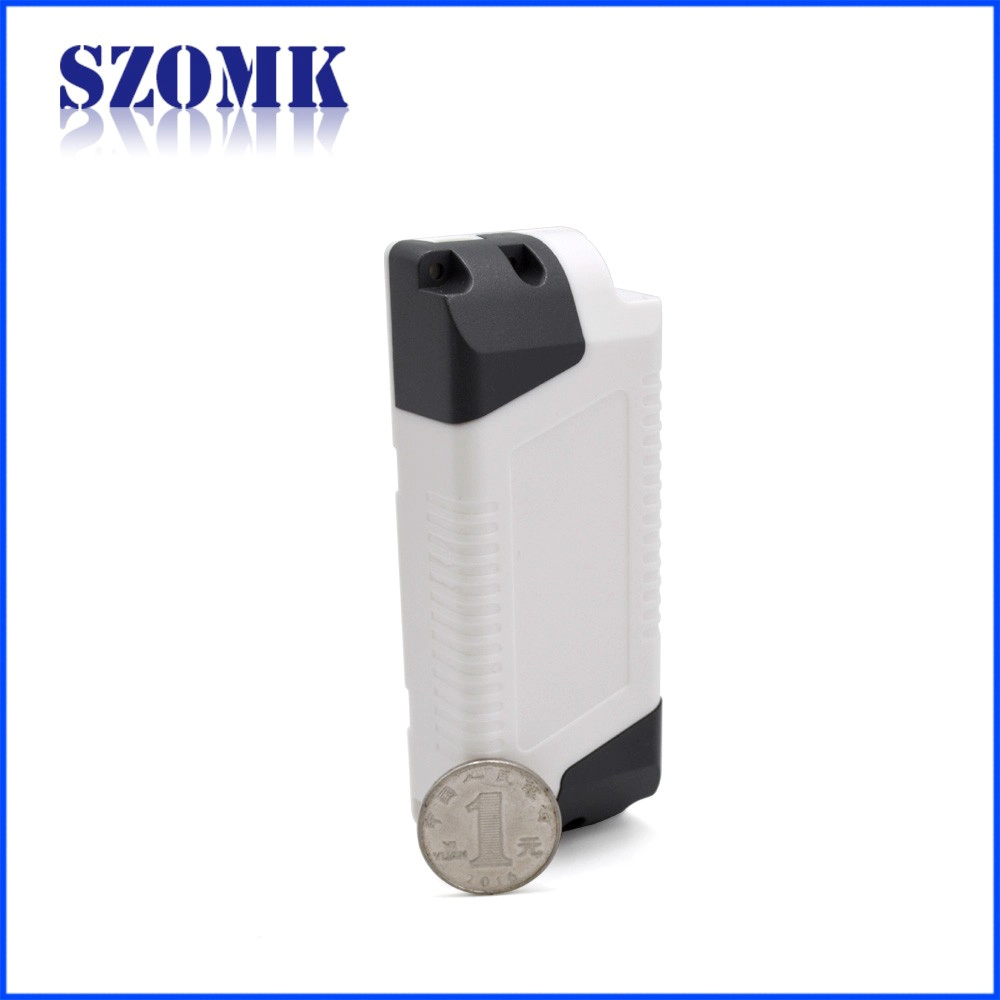SZOMK 정확한 새로운 플라스틱 제품 LED 가벼운 형은 하드 드라이브 울안 공급자 AK-60 111 * 42 * 24mm를 만들었습니다
