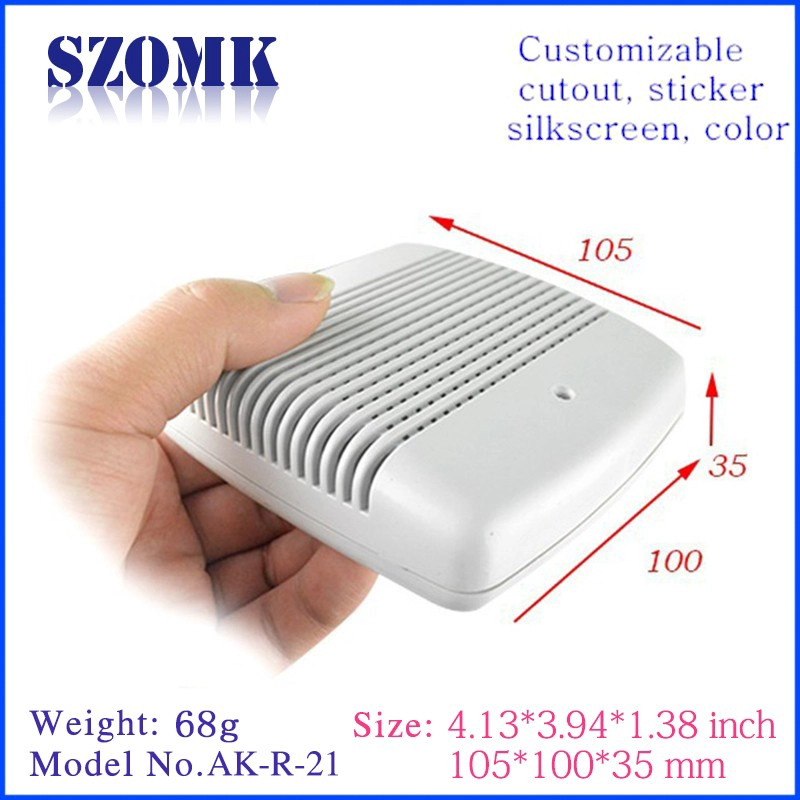 SZOMKは、PCB AK-R-21 105x100x35mm用のカスタマイズされたプラスチック製のDINレールケーシングジャンクションボックス深センコネクタを製造しています