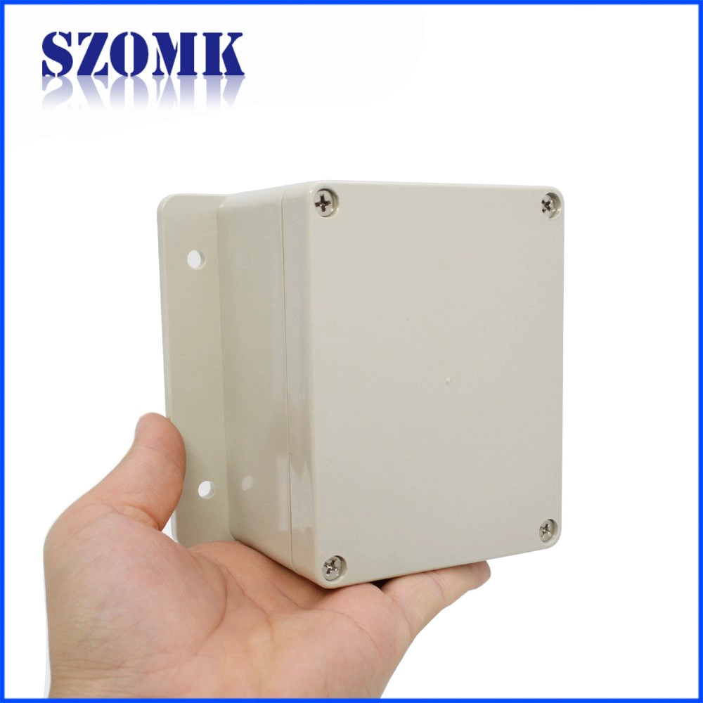 Waterproof junction box for outdoor cable Waterproof junction box for outdoor use AK-B-13 116 * 130 * 68mm