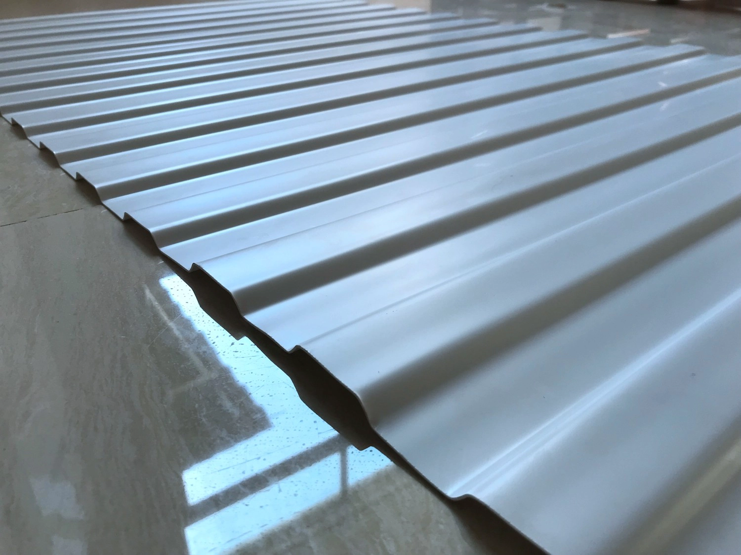 ZXC berkualiti tinggi pengilang China berlamina PVC lembaran dinding jubin bumbung