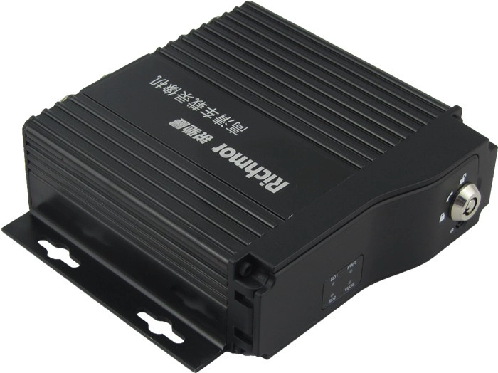 Vehicle Coach mobile dvr 3G 4G WCDMA EVDO CCTV mini 4 camera vehicle dvr