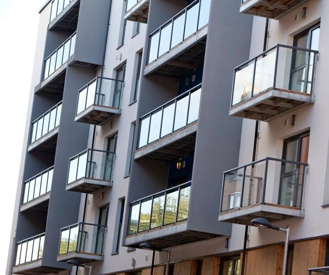 Safety balustrade glass