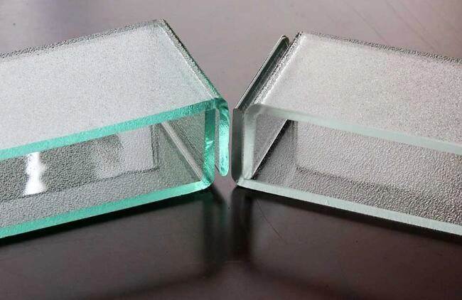 U shape glass