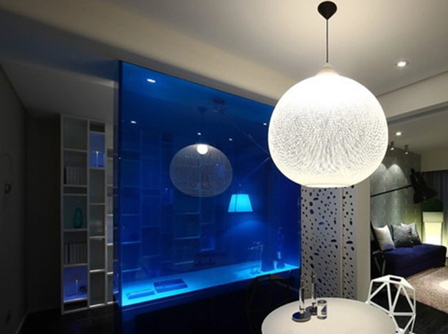 6mm dark blue glass showcases