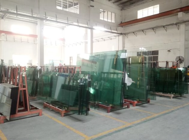 Tempered glass warehouse in Jimy Glass