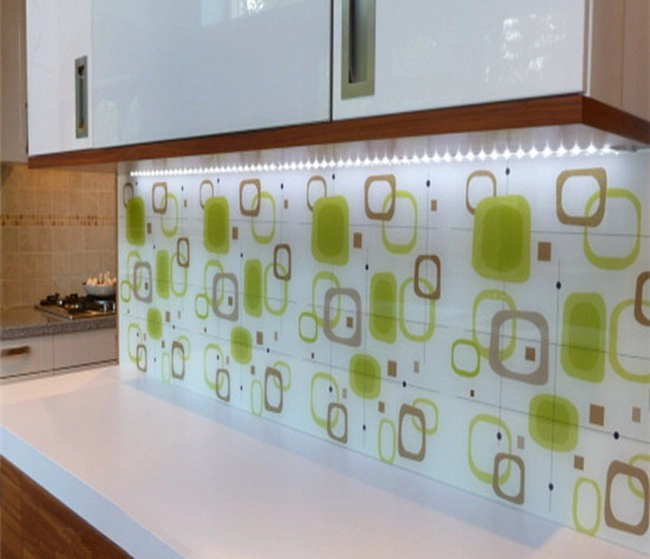 Ceramic frit glass splashbacks