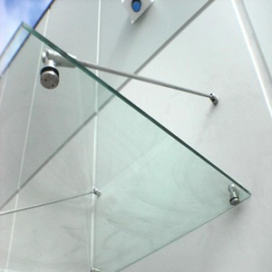verre trempé clair de 10mm utilisé pour auvent