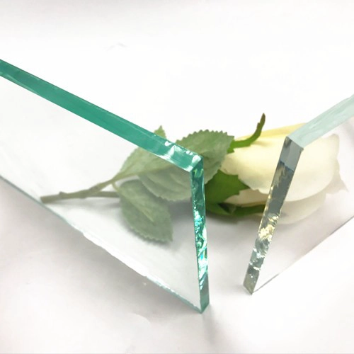 prix de gros verre 3mm ultra clair de faible teneur en fer, fabricant de verre extra clair flotteur Chine