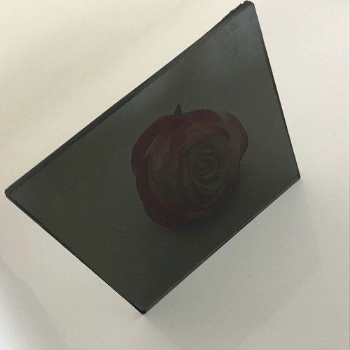 Fabricação de vidro reflexivo de cinza escuro de 4mm, Vidro revestido duro de cor preta de 4mm, Fornecedor de vidro reflector de sentido único de 4mm