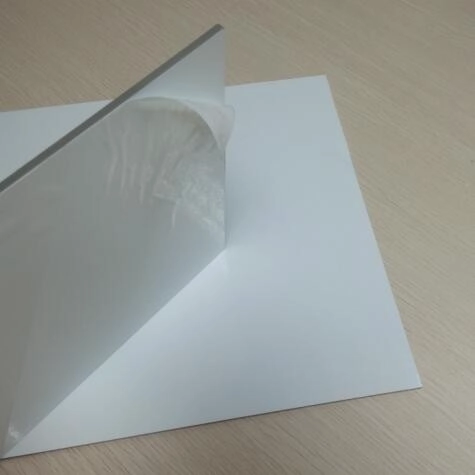 Vidrio de seguridad pintado trasero blanco extra claro de 5mm fabricante China
