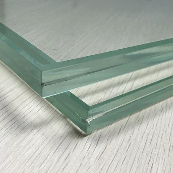 884 société de verre stratifié trempé à faible fer, verre stratifié trempé de 17,52 mm en gros