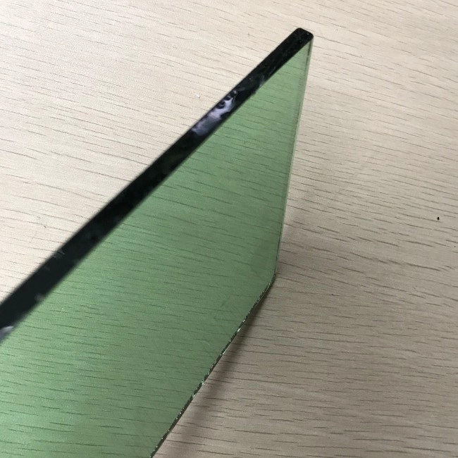Çin fabrika doğrudan 5.5mm koyu yeşil renklendirilmiş float cam ihraç