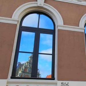 Kiina lasin valmistaja toimittaa laadukasta lasia eri toiminnallisten vaatimusten-ikkunan käyttäminen