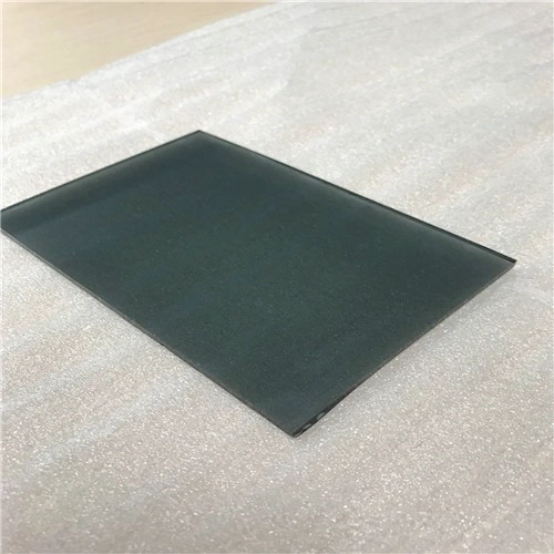 Excelente calidad 5,5 mm de color gris oscuro precio de cristal,A prueba de calor 5.5mm gris oscuro vidrio tintado empresa