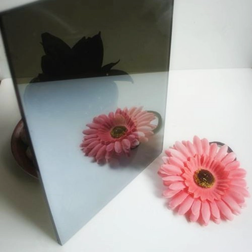 Bonne qualité bas prix 6mm revêtement dur fumée gris réfléchissant la chaleur contrôle solaire verre Chine fabricant
