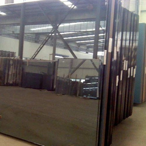 Bonne qualité bas prix 6mm revêtement dur fumée gris réfléchissant la chaleur contrôle solaire verre Chine fabricant