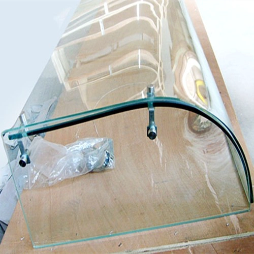 Chine 10mm haute qualité Clear fournisseurs de verre recuit courbé courbé de faible teneur en fer
